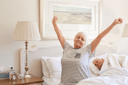 Dôchodci v posteli