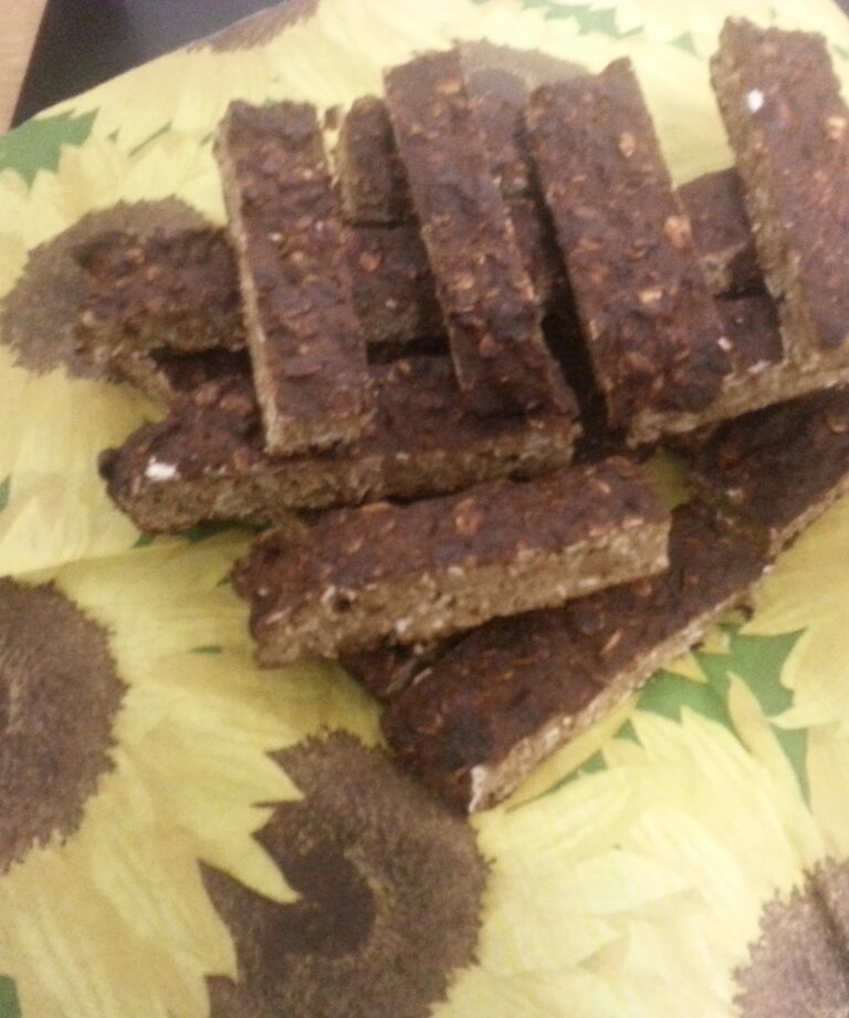 Pečené proteínové fitness tyčinky od Agi Hlaváčkovej